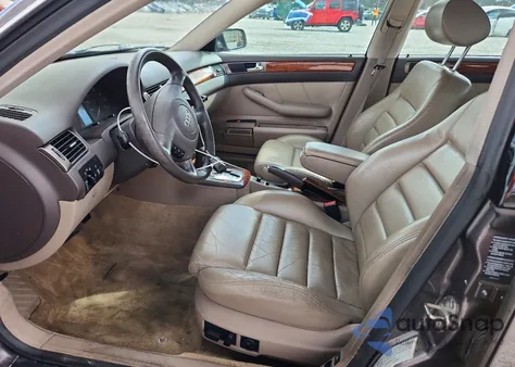 2001 Audi A6 2.7T Quattro z USA, uszkodzony, nr VIN WAUED64B01N035132